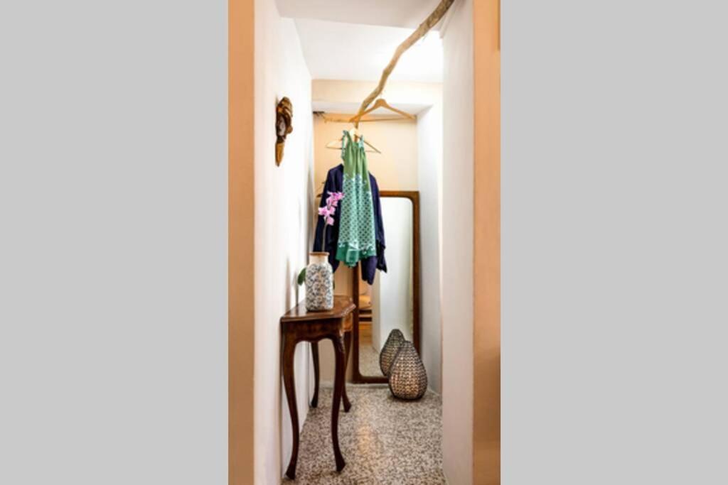 Al Vicolo Del Gallo Appartamento Varallo Buitenkant foto